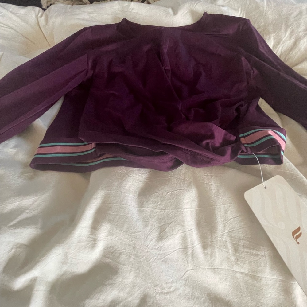 Fabletics Women's Purple cropped exercise Top with Striped Hem